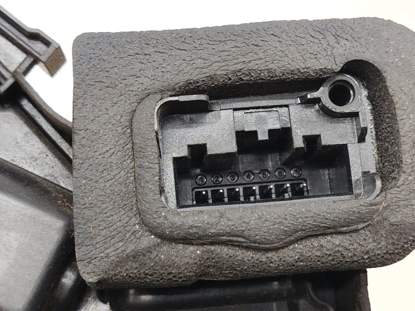 Fecho da Porta Frente Direito VOLKSWAGEN POLO (6R1, 6C1) | 09 -  Imagem-4