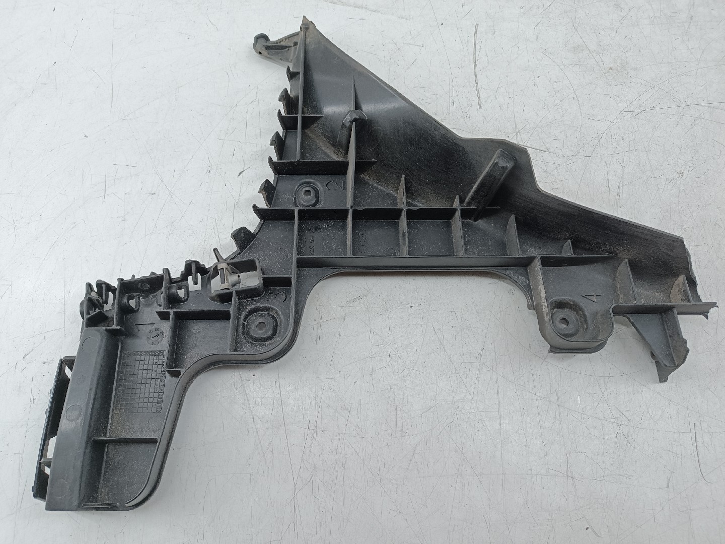 Suporte de montagem de para-choques AUDI A3 (8P1) | 03 - 13