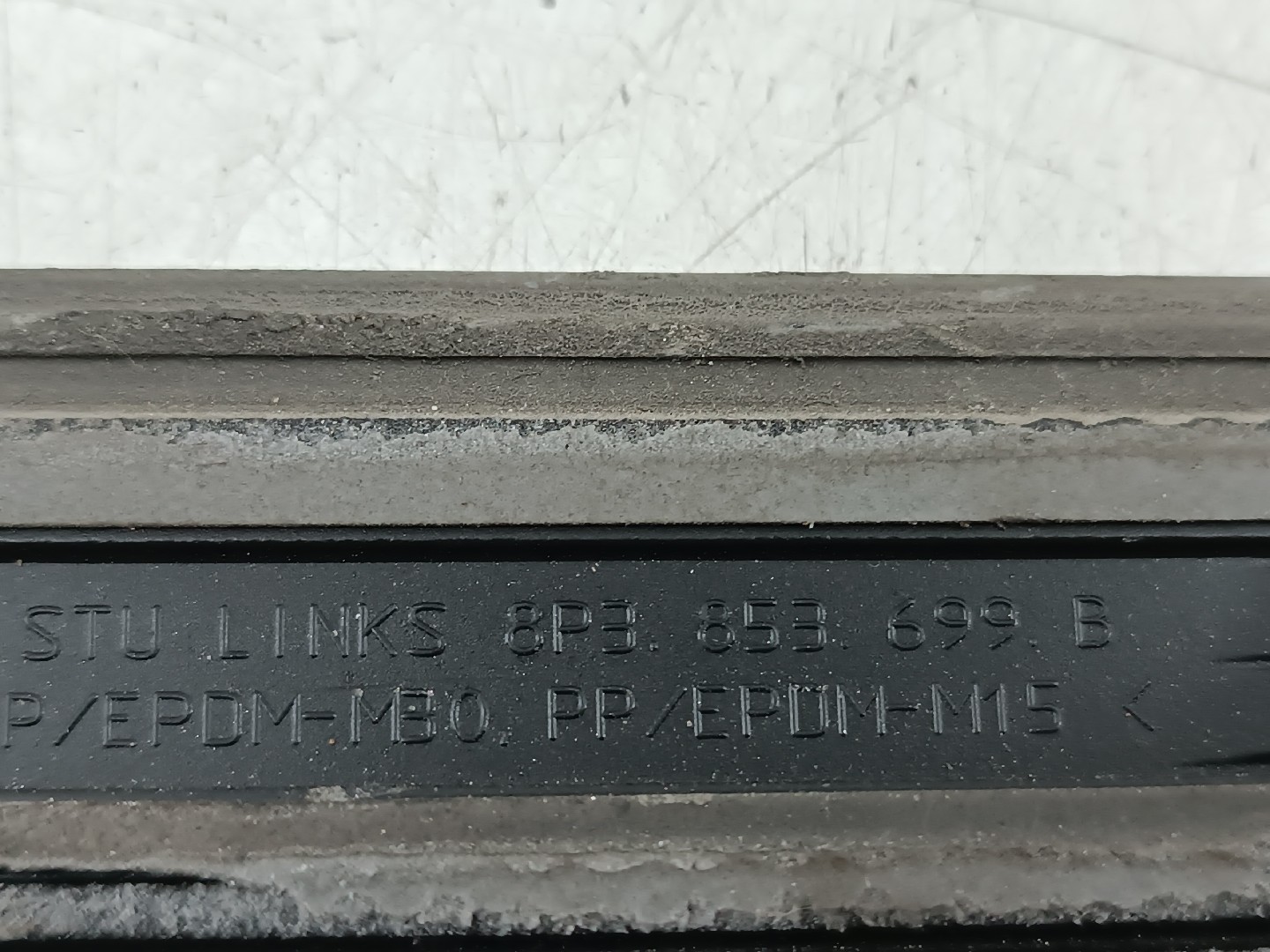 Friso Exterior AUDI A3 (8P1) | 03 - 13 Imagem-3