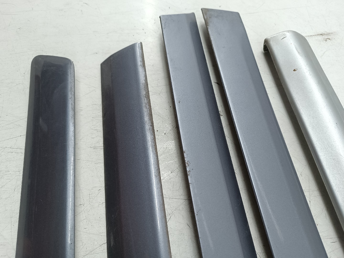 Friso Exterior AUDI A3 (8P1) | 03 - 13 Imagem-7