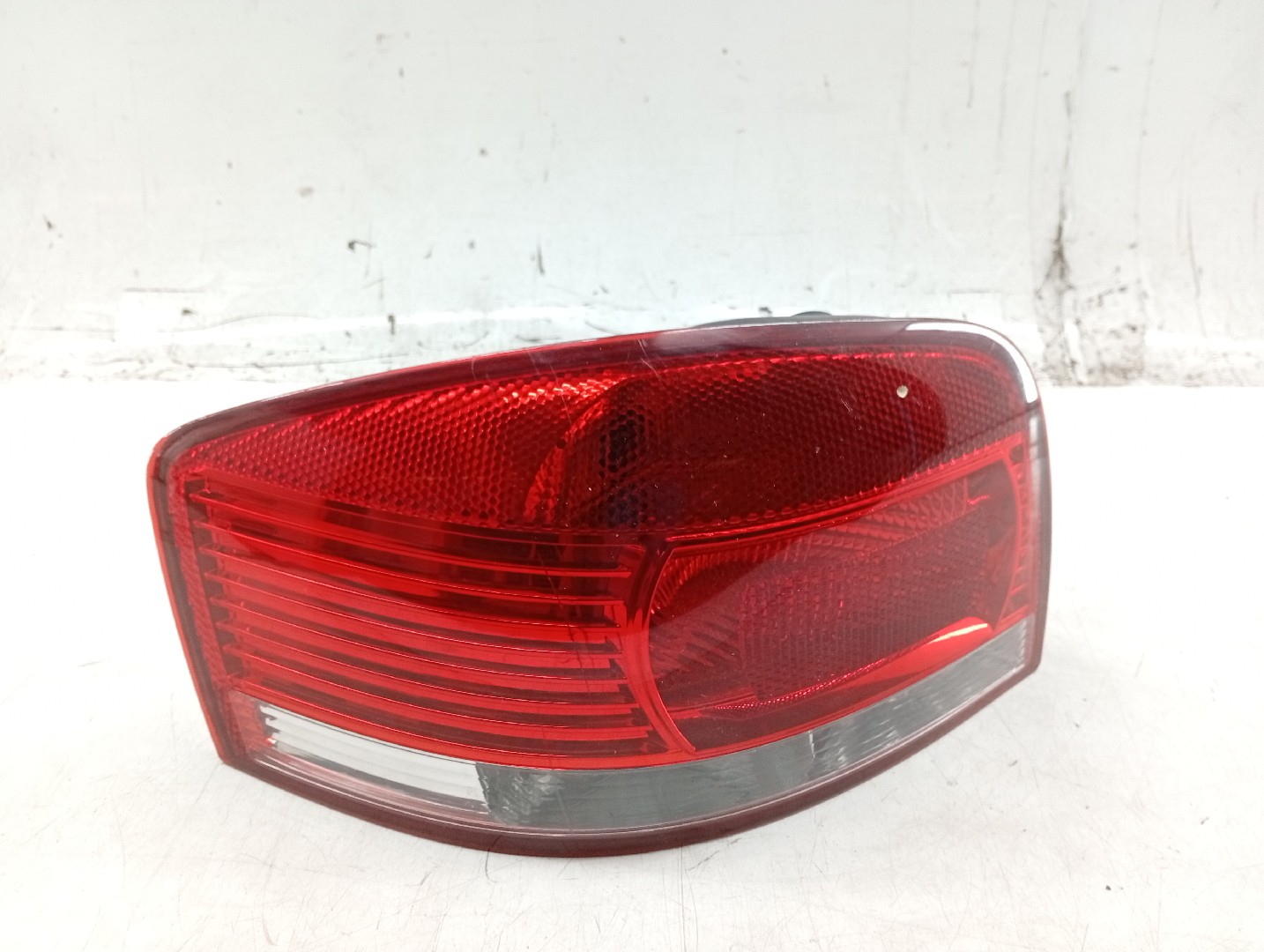 Farolim Stop Esquerdo AUDI A3 (8P1) | 03 - 13 Imagem-4