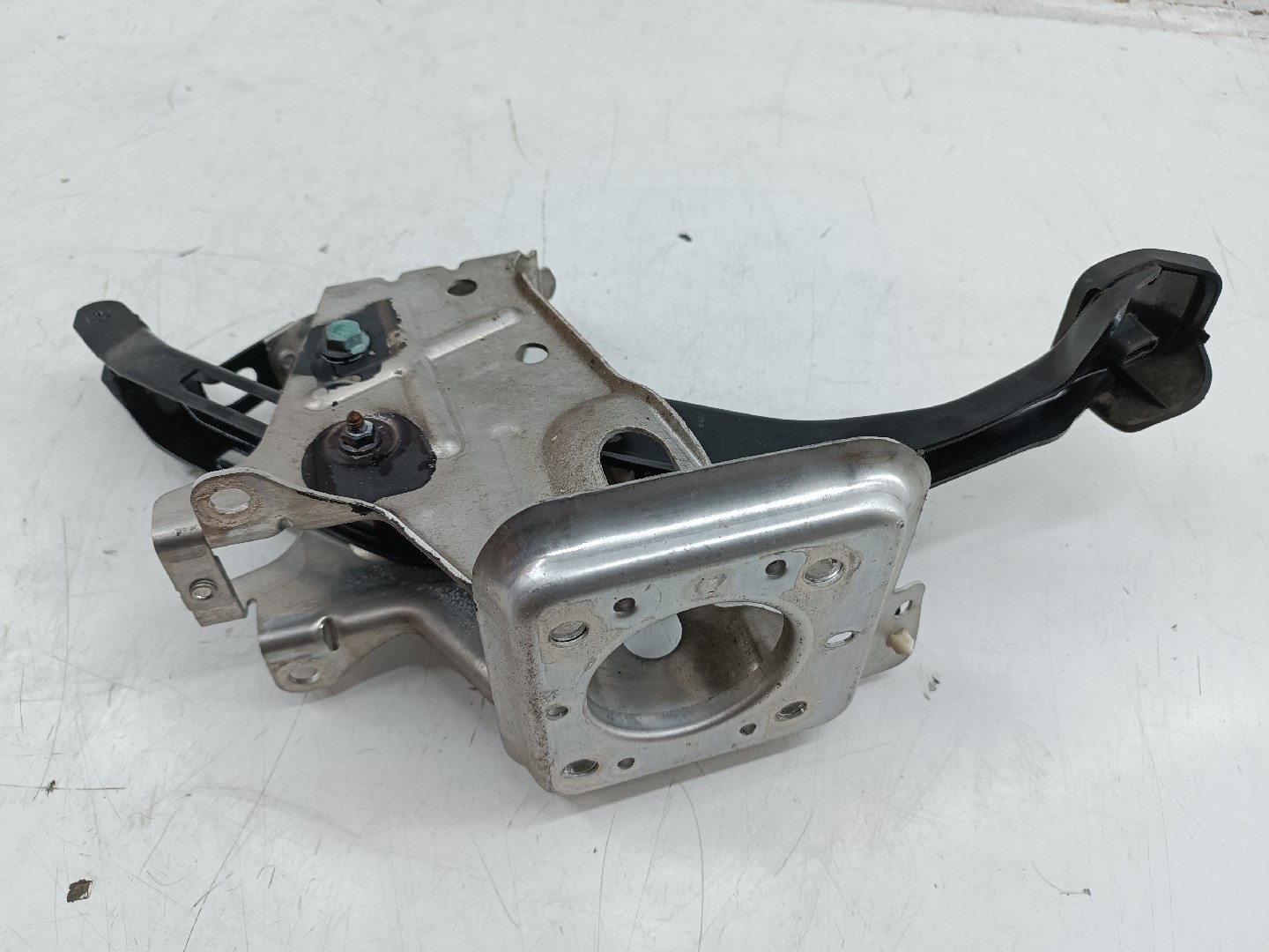 Pedal de travão AUDI A3 (8P1) | 03 - 13 Imagem-3