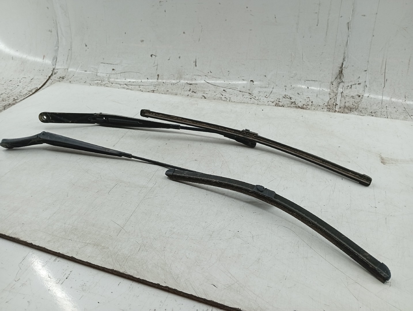 Astes/Escova Limpa Conjunto (2) AUDI A3 (8P1) | 03 - 13 Imagem-3