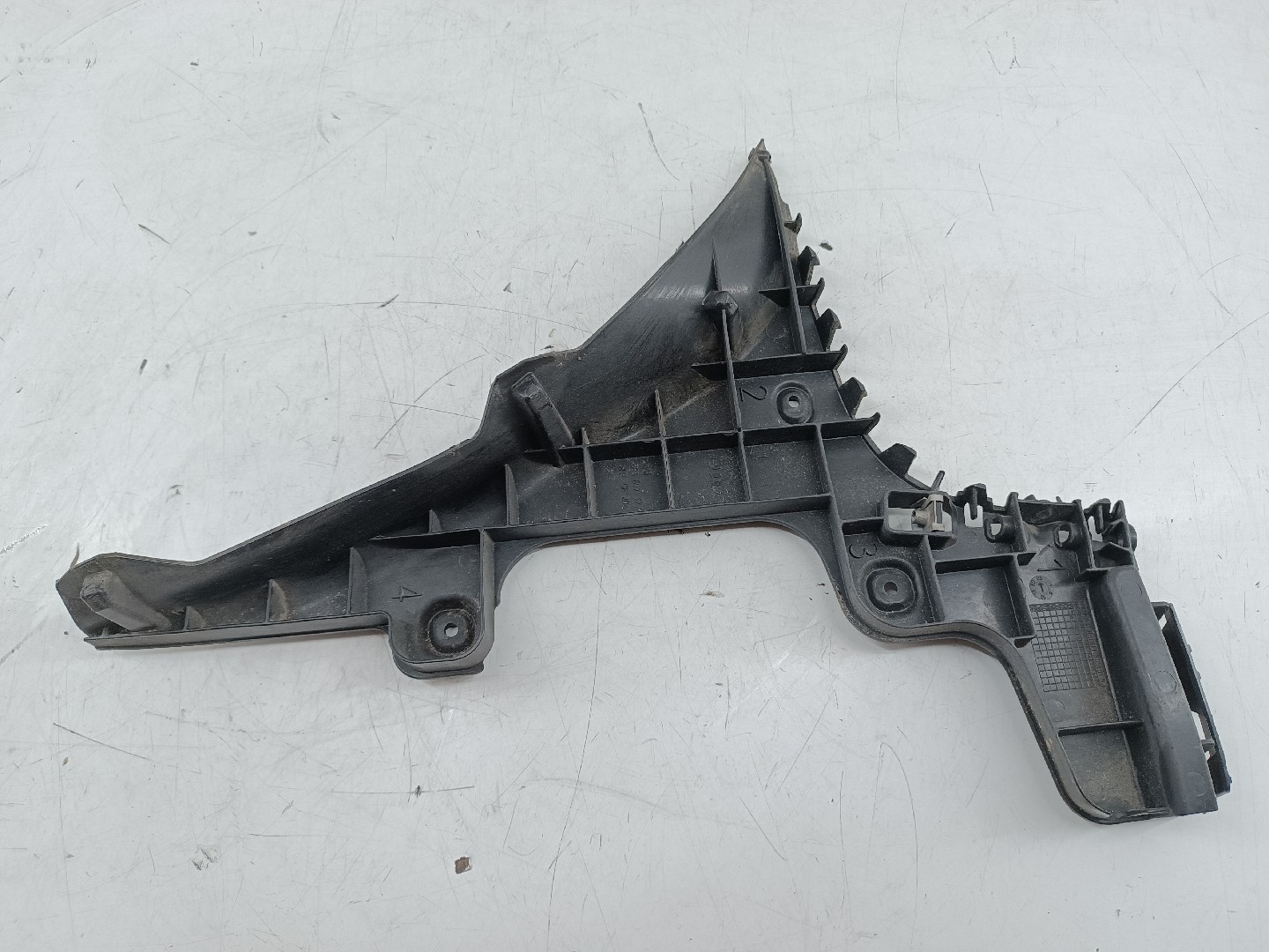 Suporte de montagem de para-choques AUDI A3 (8P1) | 03 - 13