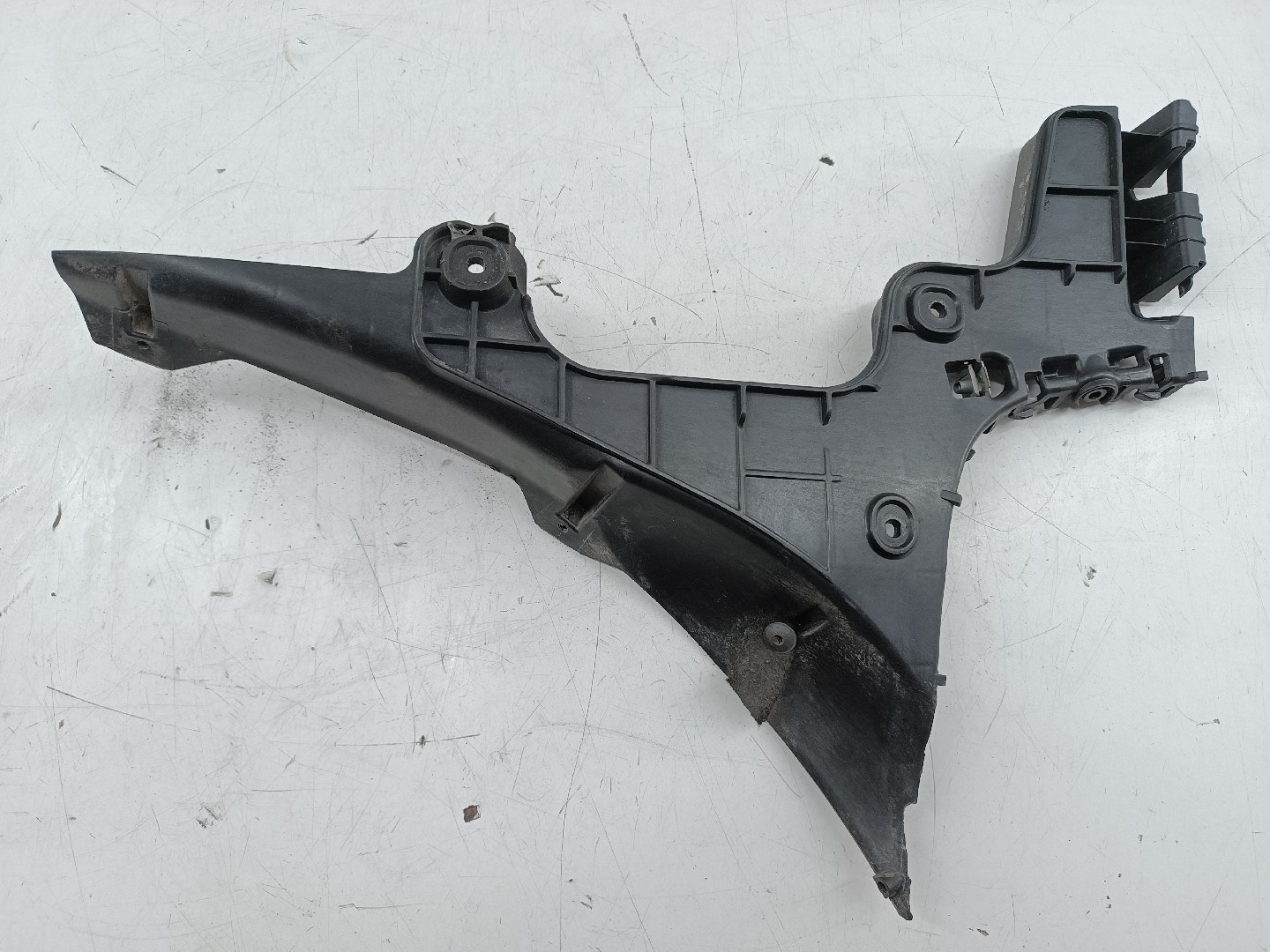 Suporte de montagem de para-choques AUDI A3 (8P1) | 03 - 13 Imagem-3