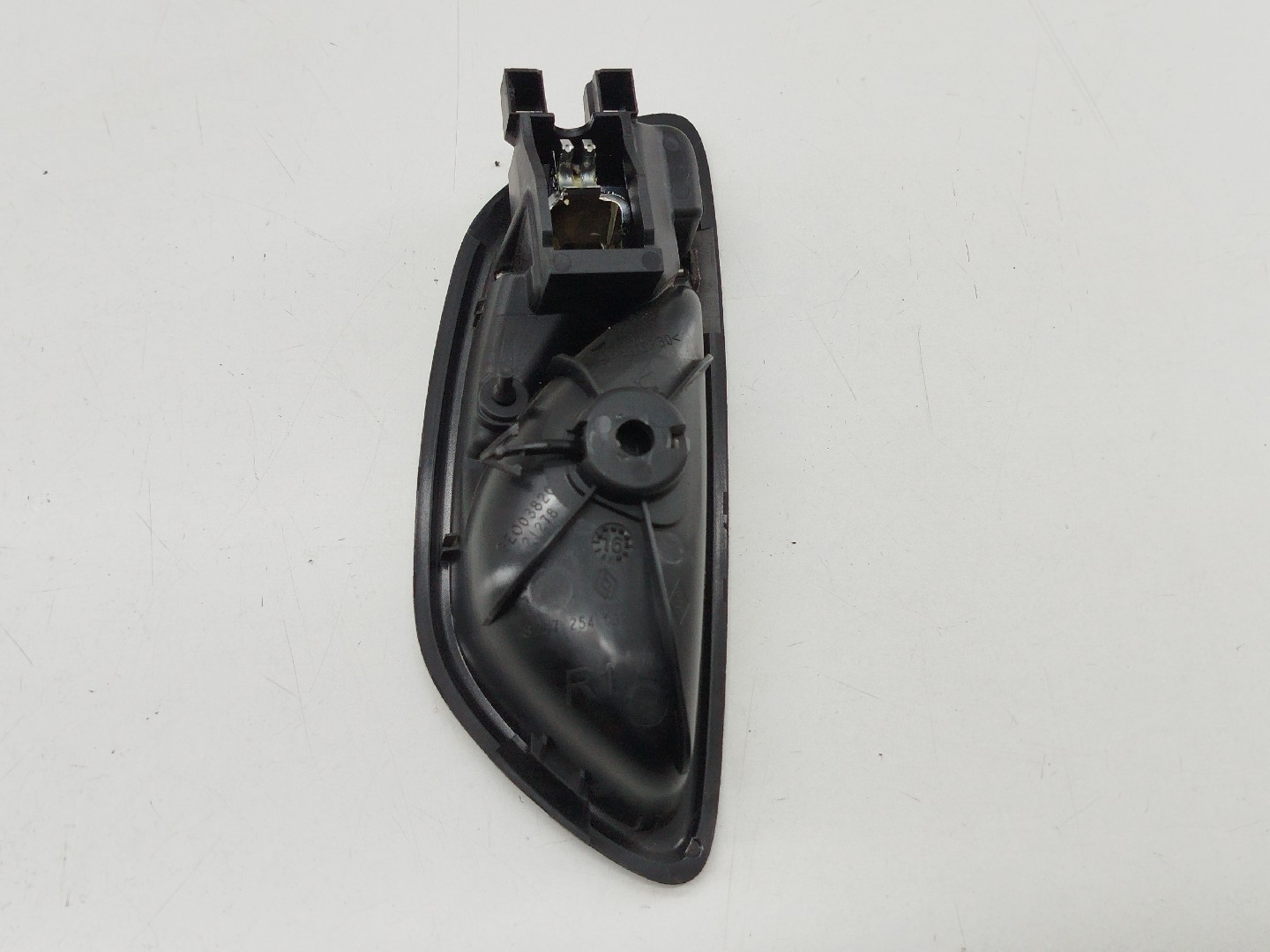 Puxador interior de porta traseira direita RENAULT MEGANE IV Hatchback (B9A/M/N_) | 15 -  Imagem-3