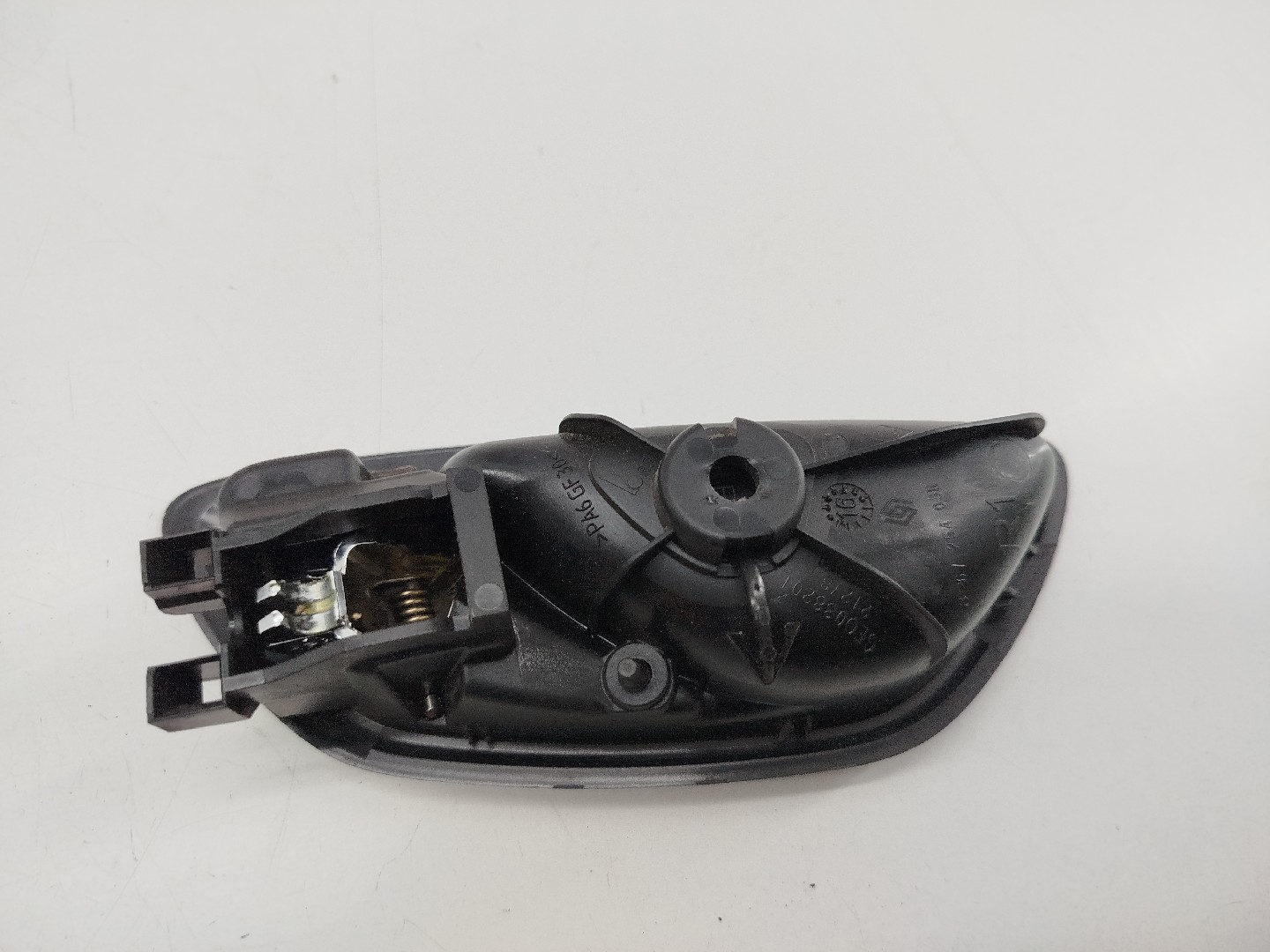 Puxador interior de porta traseira direita RENAULT MEGANE IV Hatchback (B9A/M/N_) | 15 -  Imagem-1