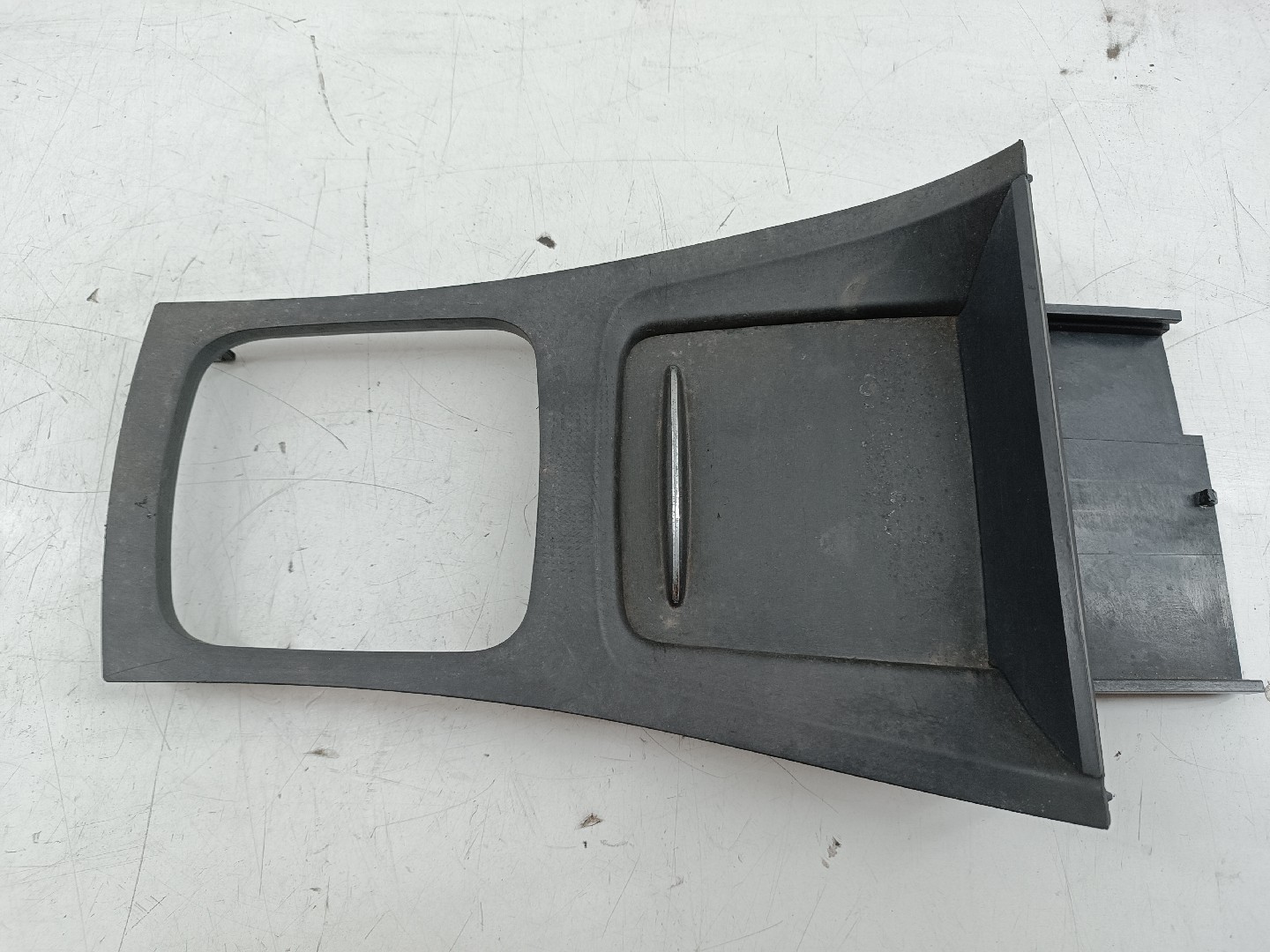 Moldura de consola central MERCEDES-BENZ A-CLASS (W169) | 04 - 12 Imagem-3