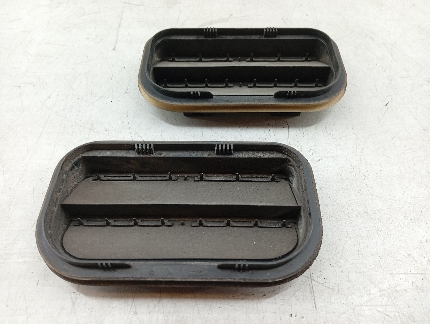 Painel de Ventilação da Carroceria MERCEDES-BENZ A-CLASS (W169) | 04 - 12