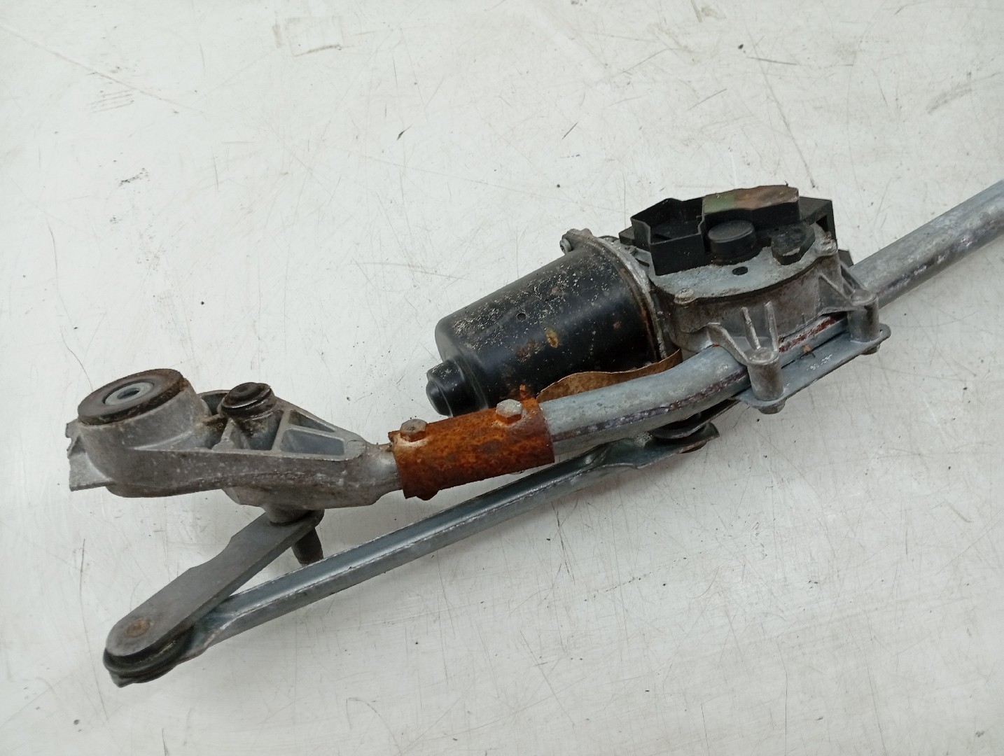 Motor do Limpa Para-Brisas MERCEDES-BENZ A-CLASS (W169) | 04 - 12 Imagem-4