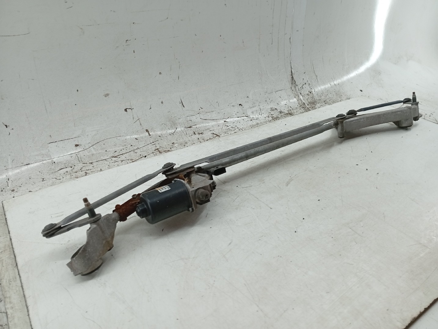 Motor do Limpa Para-Brisas MERCEDES-BENZ A-CLASS (W169) | 04 - 12 Imagem-3