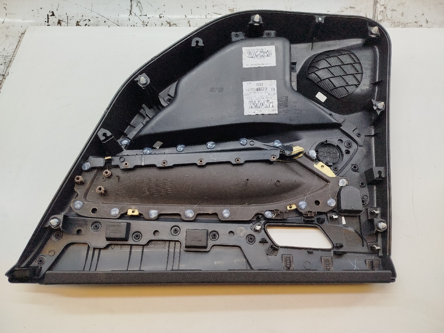 Quartela de porta trás esquerda PEUGEOT 308 SW II | 14 -  Imagem-3