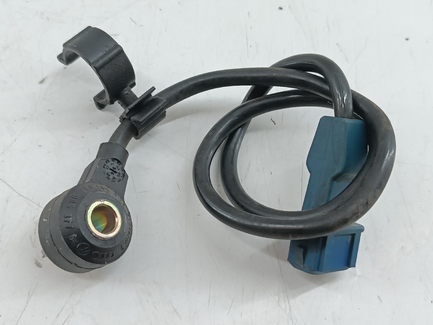 Sensor de detonação VOLKSWAGEN GOLF III (1H1) | 91 - 98 Imagem-4