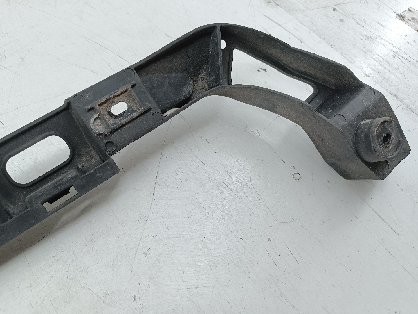 Guia do Para choques VOLKSWAGEN PASSAT (3C2) | 05 - 10 Imagem-1