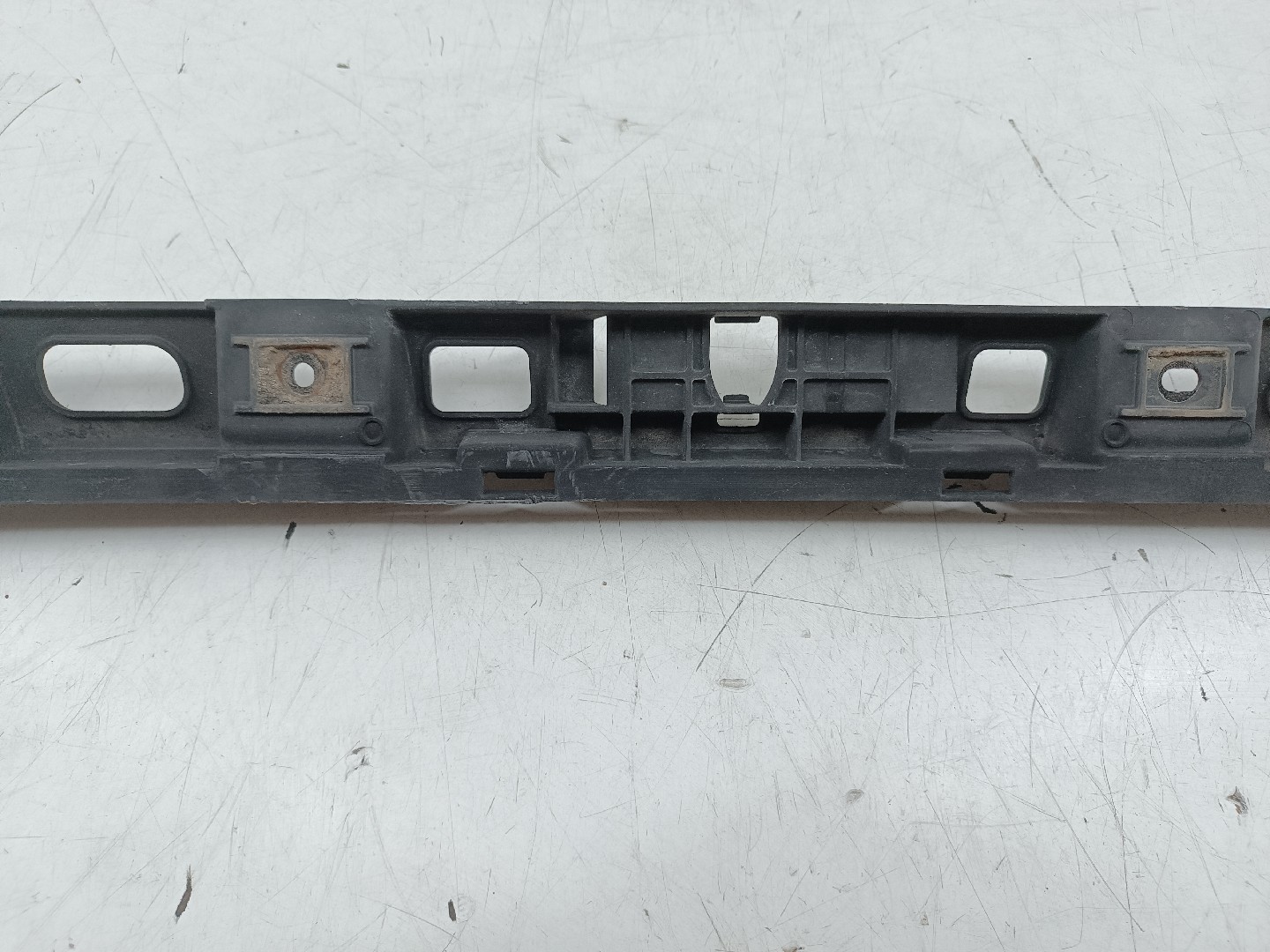 Guia do Para choques VOLKSWAGEN PASSAT (3C2) | 05 - 10 Imagem-2