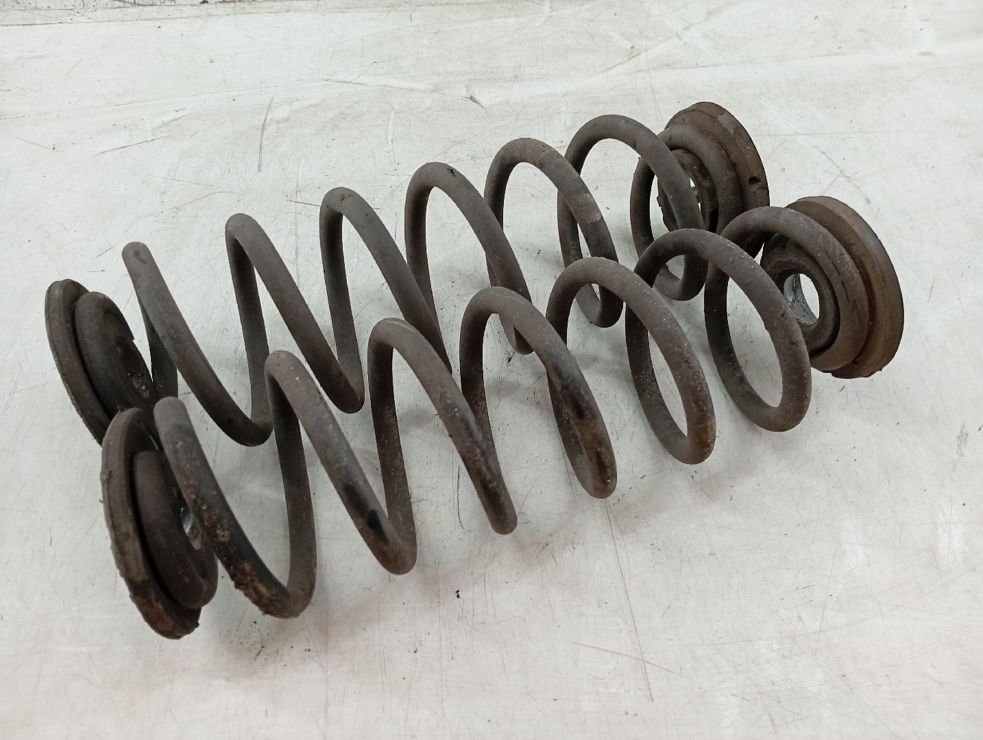 Molas traseiras VOLKSWAGEN PASSAT (3C2) | 05 - 10 Imagem-1