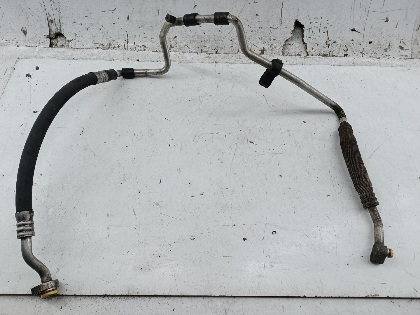 Tubo de Ar condicionado VOLKSWAGEN PASSAT (3C2) | 05 - 10