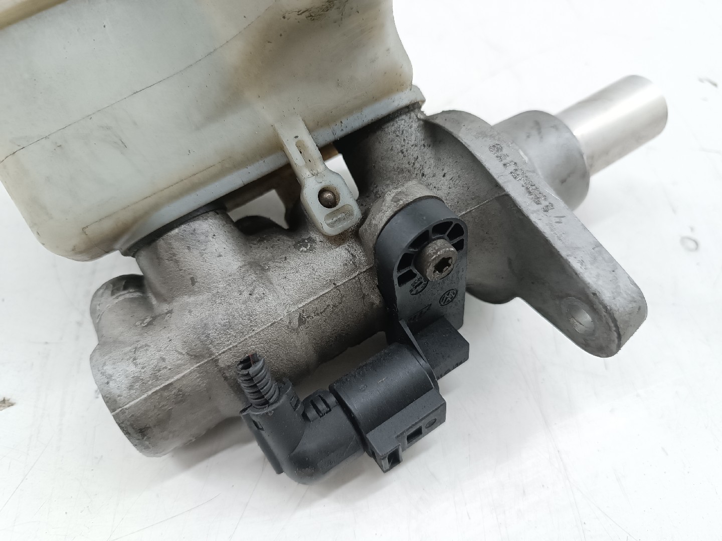 Bomba dos Travões VOLKSWAGEN PASSAT (3C2) | 05 - 10 Imagem-1