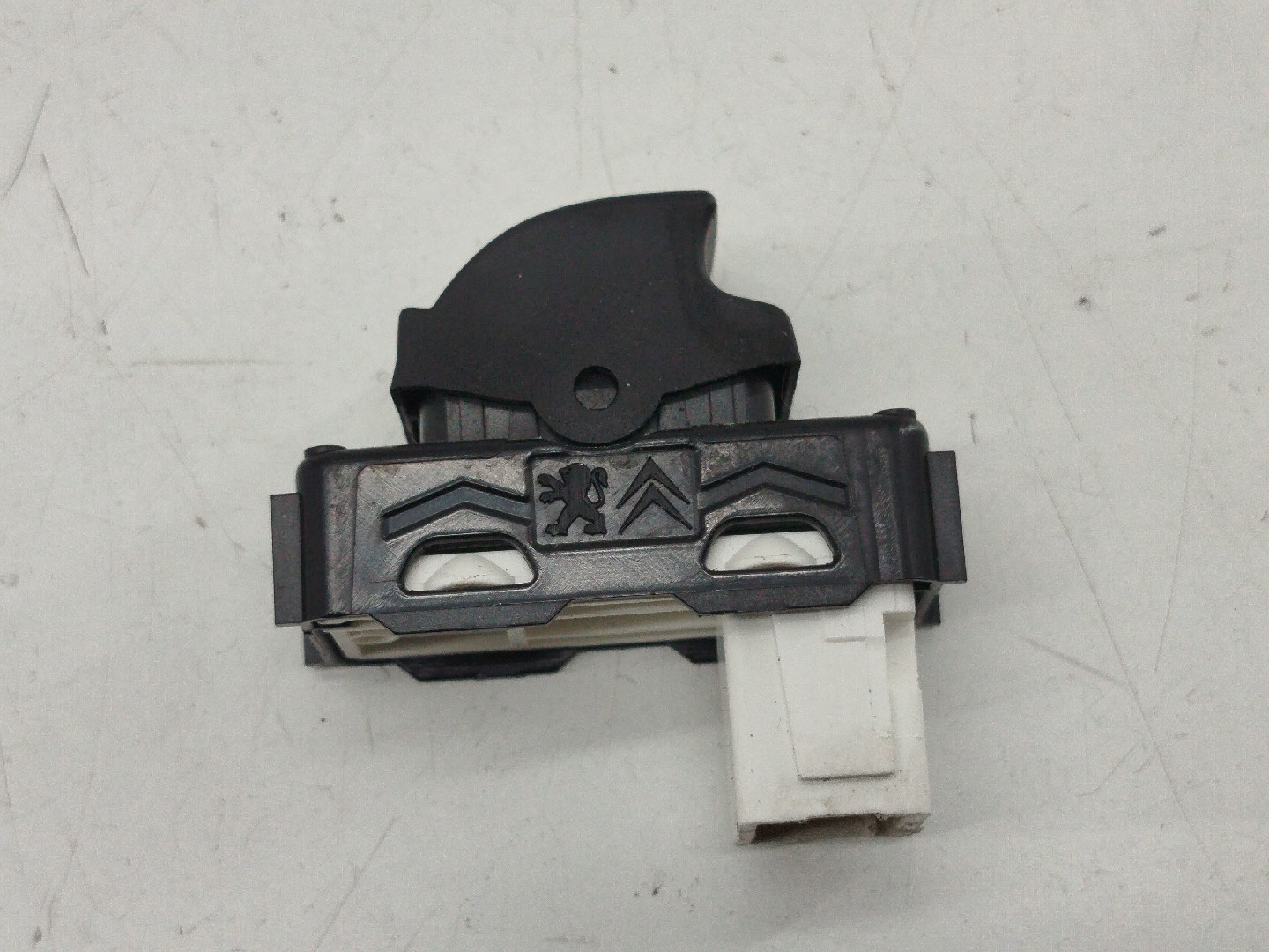 Comutador de vidro PEUGEOT 308 SW II | 14 -  Imagem-1