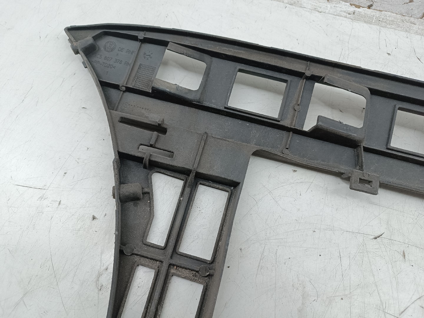 Suporte de montagem de para-choques VOLKSWAGEN PASSAT (3C2) | 05 - 10 Imagem-2