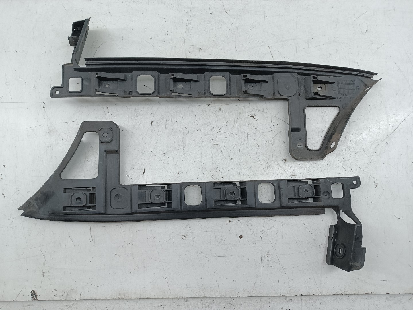 Suporte de montagem de para-choques VOLKSWAGEN PASSAT (3C2) | 05 - 10