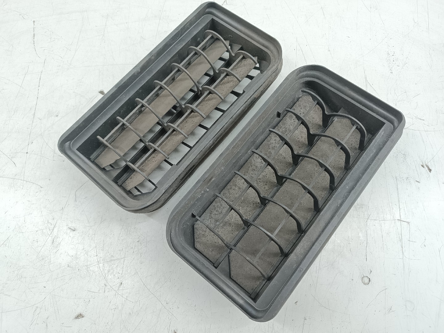 Painel de Ventilação da Carroceria VOLKSWAGEN PASSAT (3C2) | 05 - 10 Imagem-4