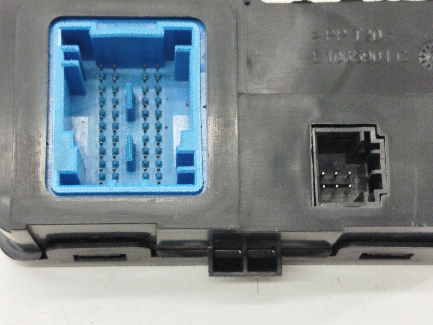 Módulo eletrónico PEUGEOT 308 SW II | 14 -  Imagem-2