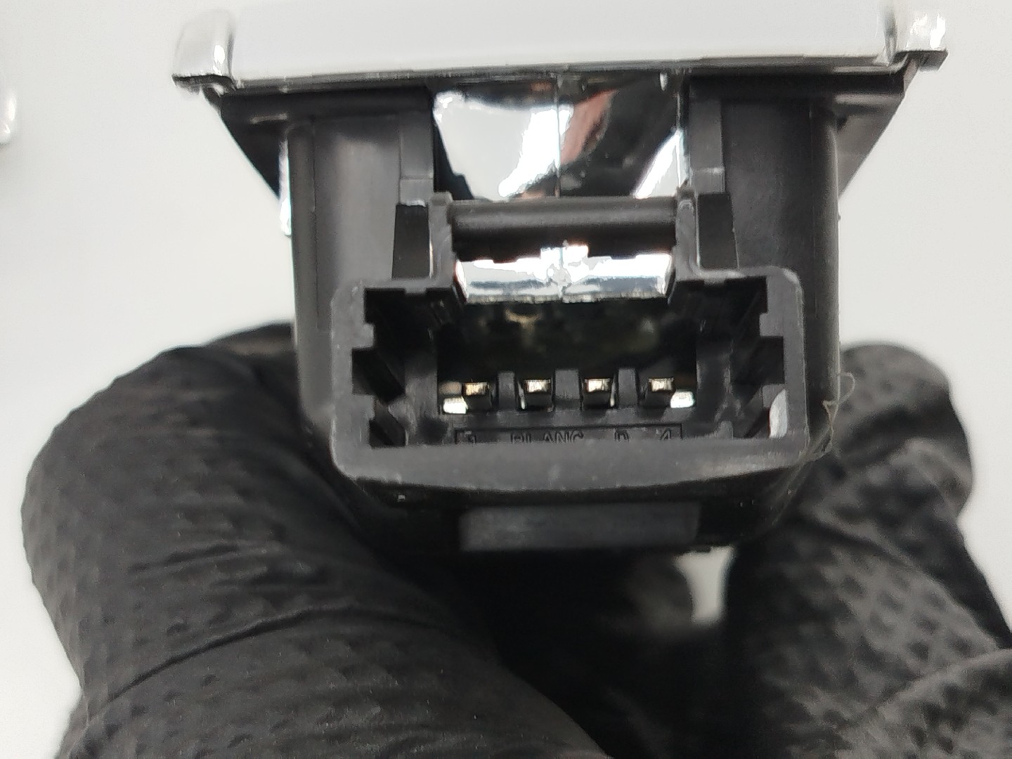 Luz interior PEUGEOT 308 SW II | 14 -  Imagem-2