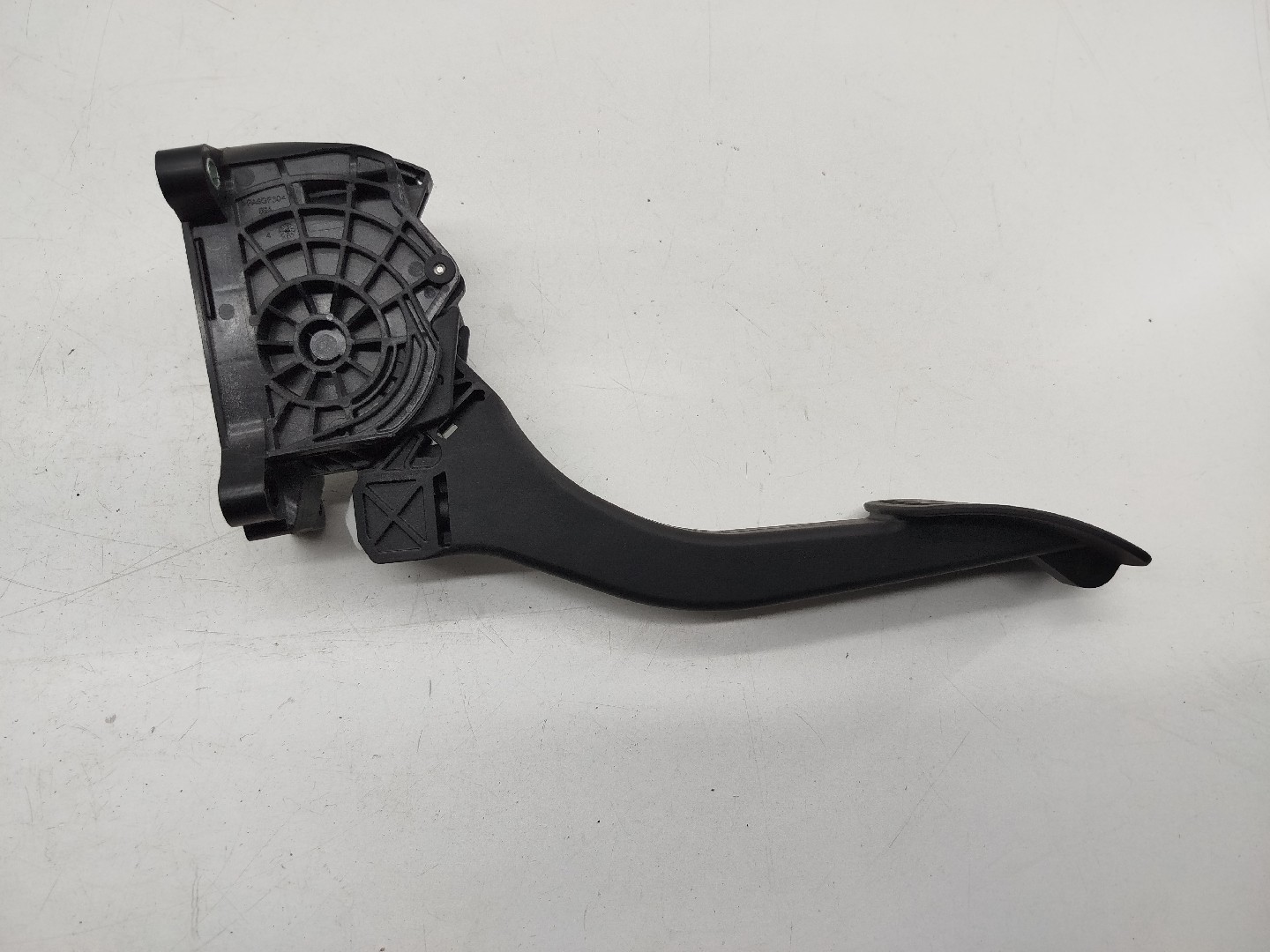 Pedal acelerador PEUGEOT 308 SW II | 14 -  Imagem-1