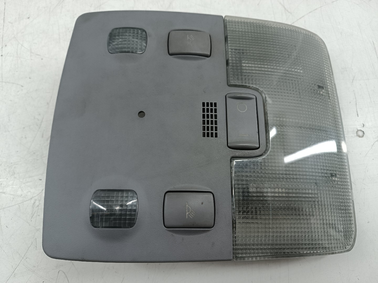 Plafonier AUDI A3 (8L1) | 96 - 06 Imagem-3