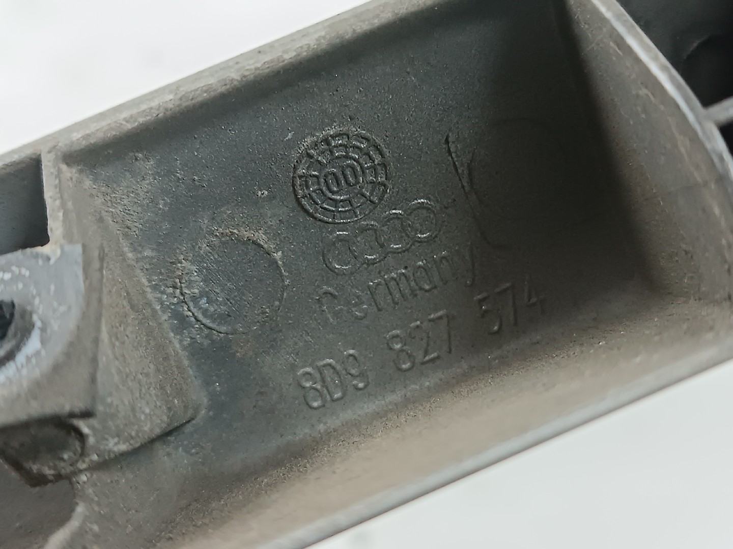 Friso da Mala AUDI A3 (8L1) | 96 - 06 Imagem-3