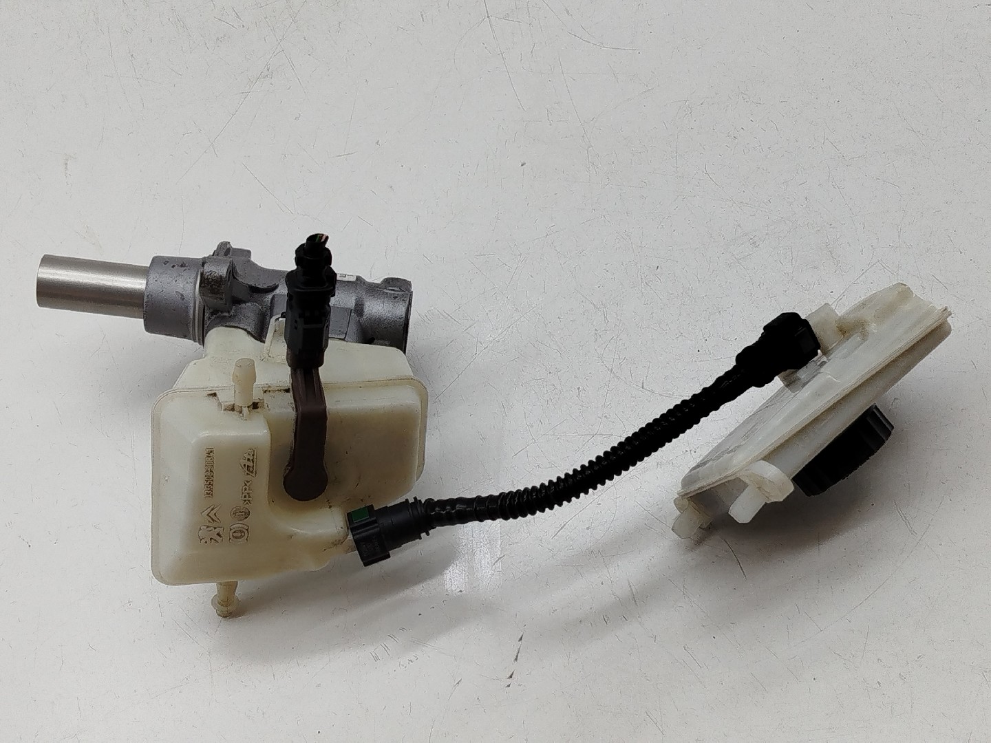 Bomba dos Travões PEUGEOT 308 SW II | 14 -  Imagem-3