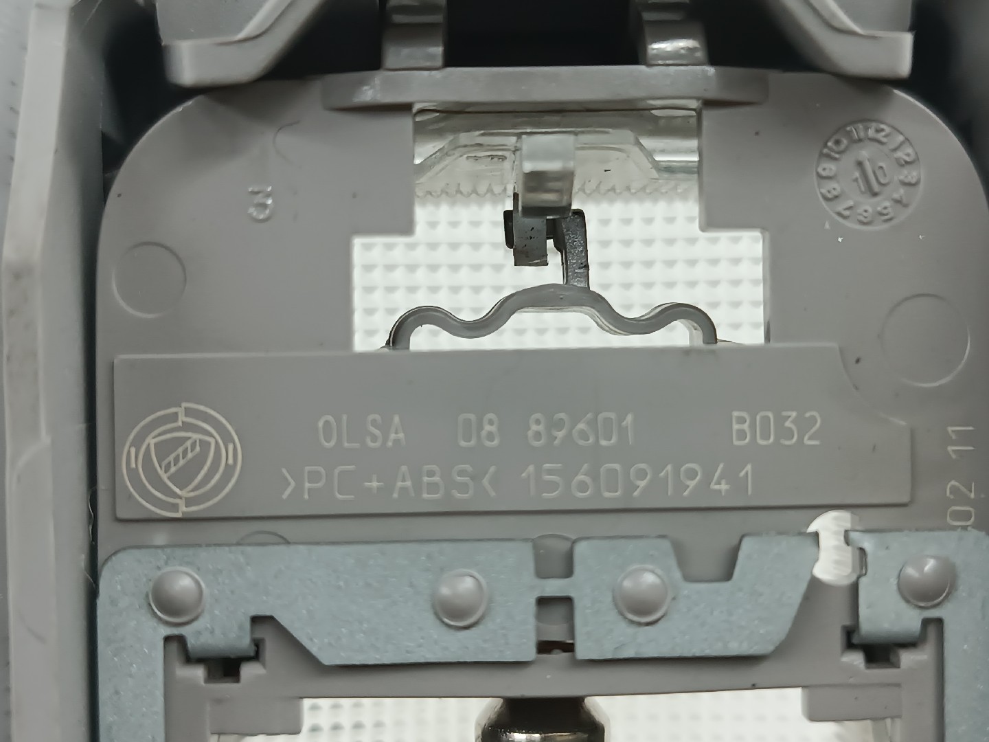 Plafonier traseira ALFA ROMEO GIULIETTA (940_) | 10 -  Imagem-1