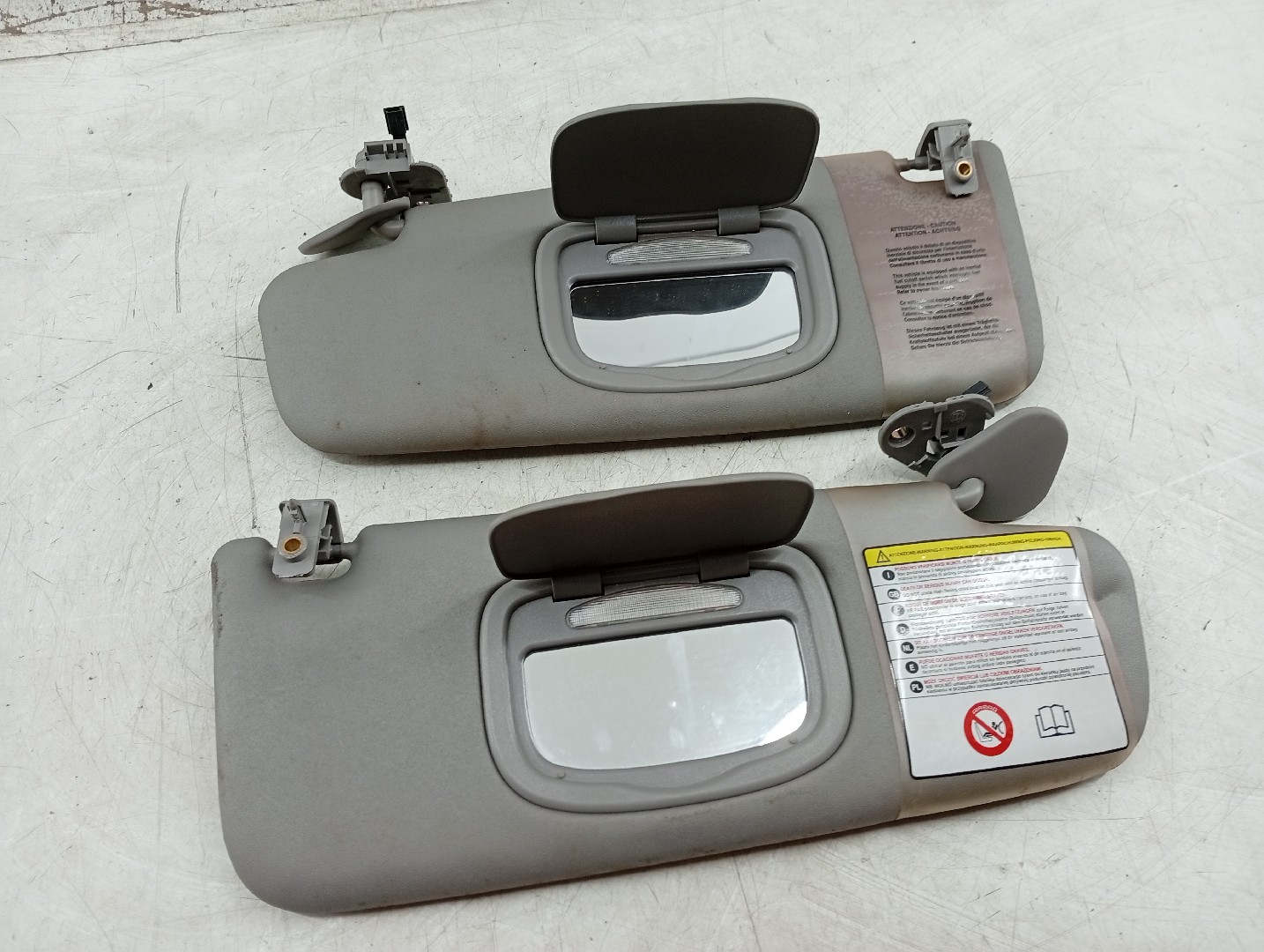 Palas de sol direita e esquerda ALFA ROMEO GIULIETTA (940_) | 10 -  Imagem-1