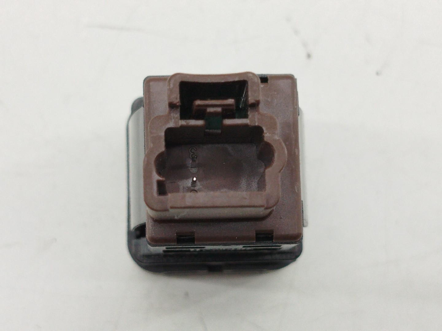 Botão de airbag de passageiro PEUGEOT 308 SW II | 14 -  Imagem-3