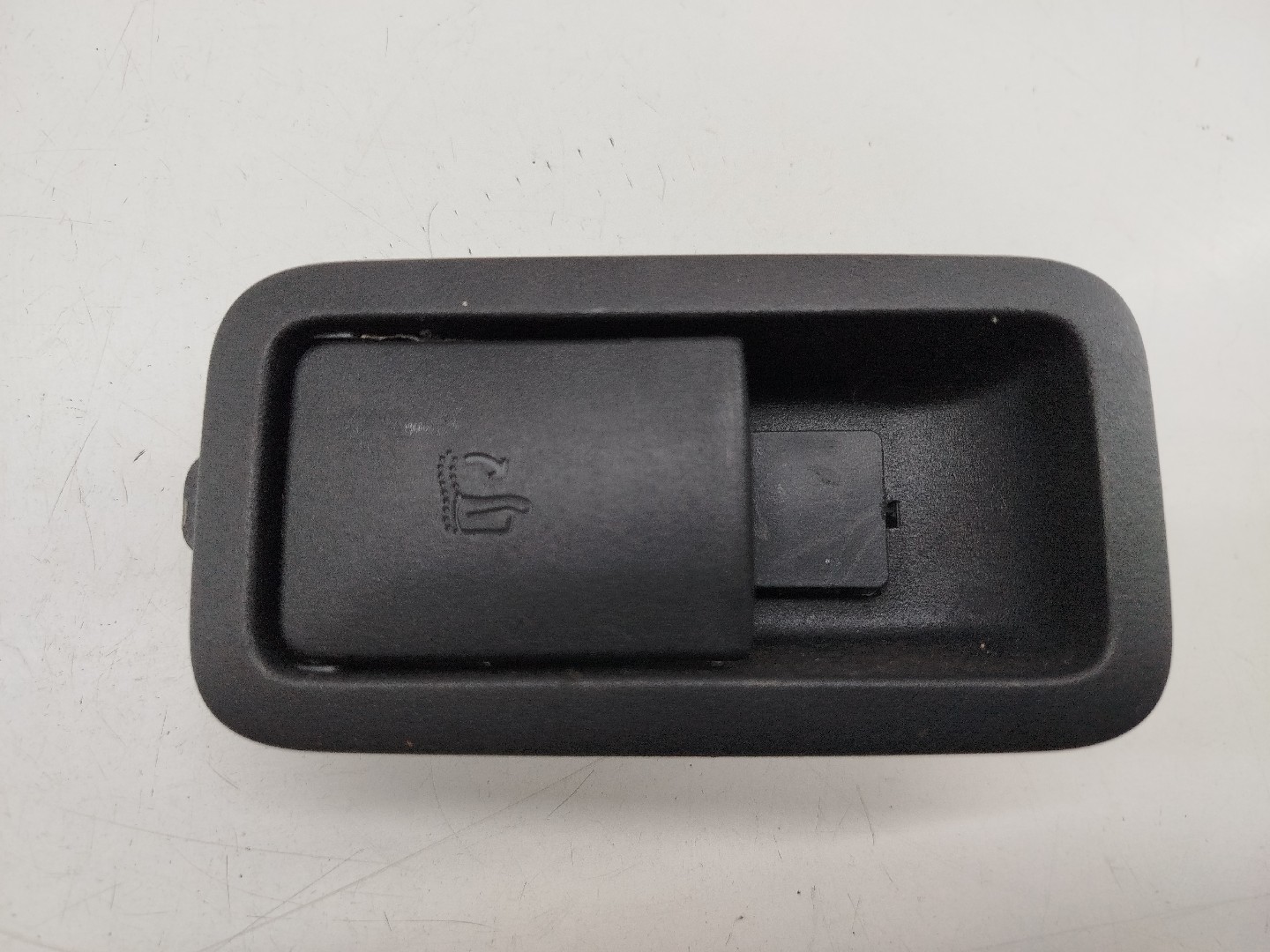 Alavanca de rebater banco PEUGEOT 308 SW II | 14 -  Imagem-1