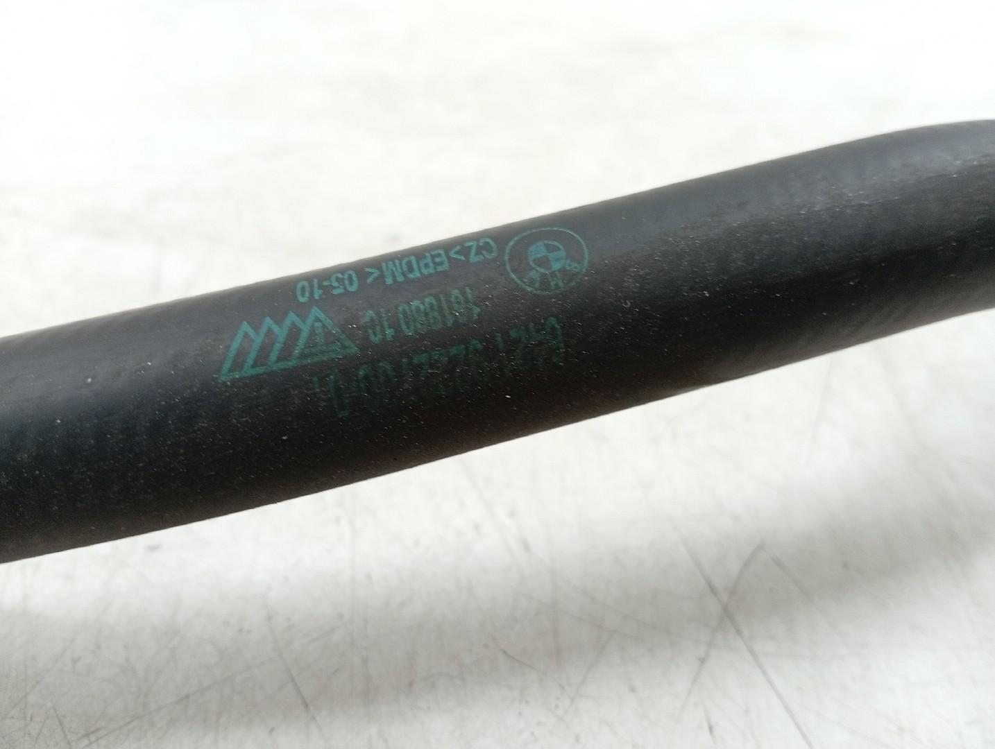 Tubo de Água BMW 3 (E90) | 04 - 12 Imagem-2