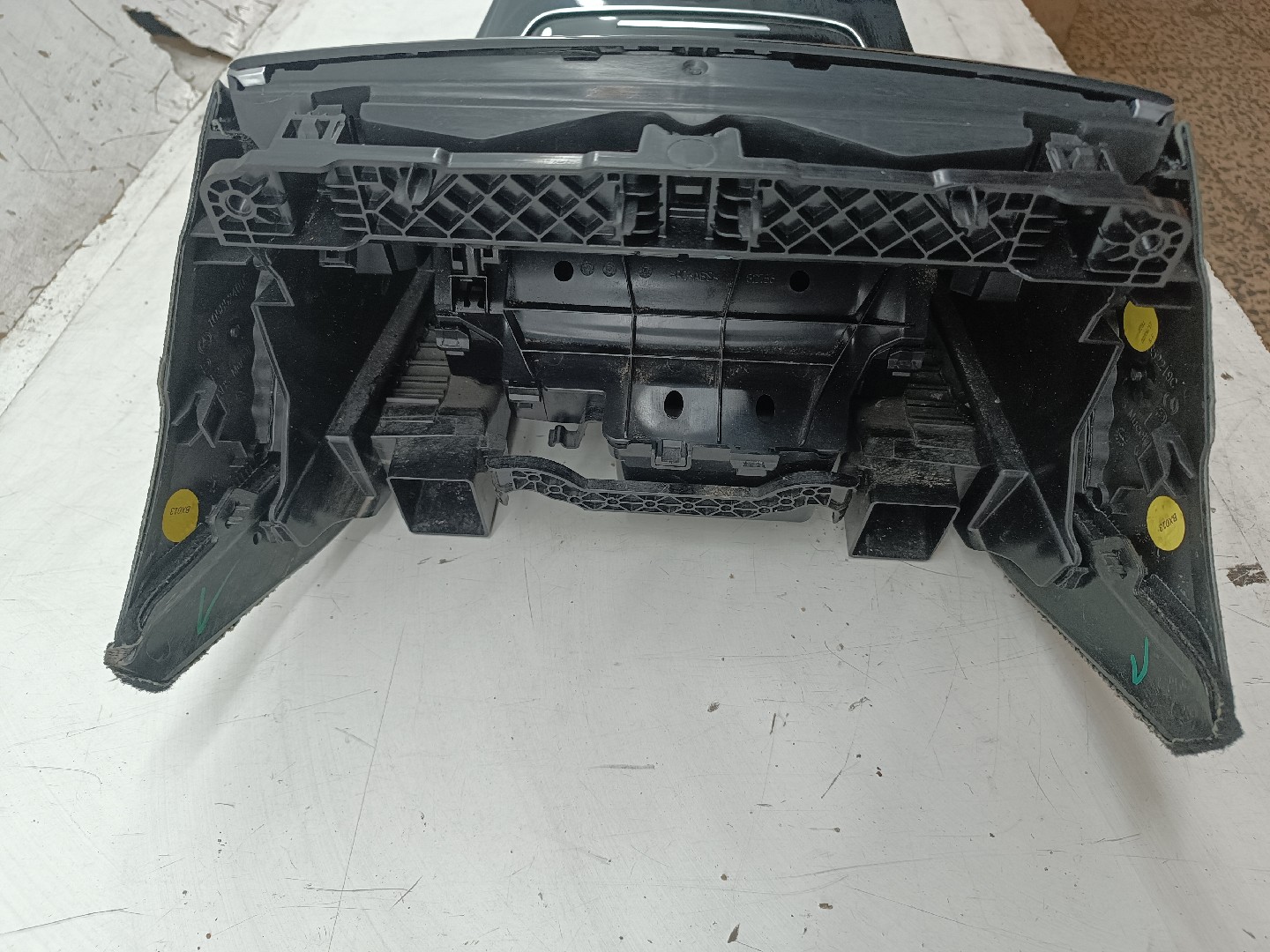 Consola Central MERCEDES-BENZ E-CLASS (W213) | 16 -  Imagem-12