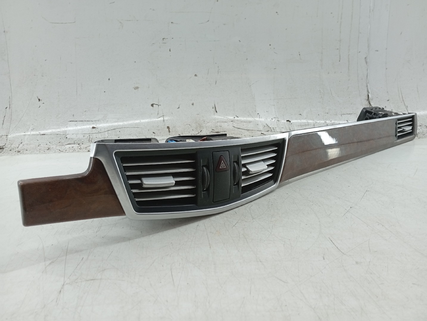 Friso do Tablier MERCEDES-BENZ E-CLASS (W212) | 09 - 16 Imagem-7