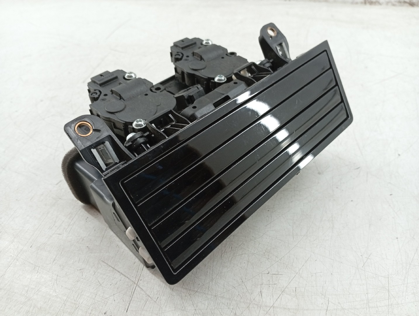 Difusor de ar PORSCHE PANAMERA (971) | 16 -  Imagem-6