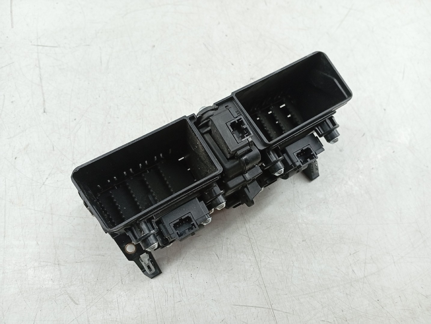 Difusor de ar PORSCHE PANAMERA (971) | 16 -  Imagem-3