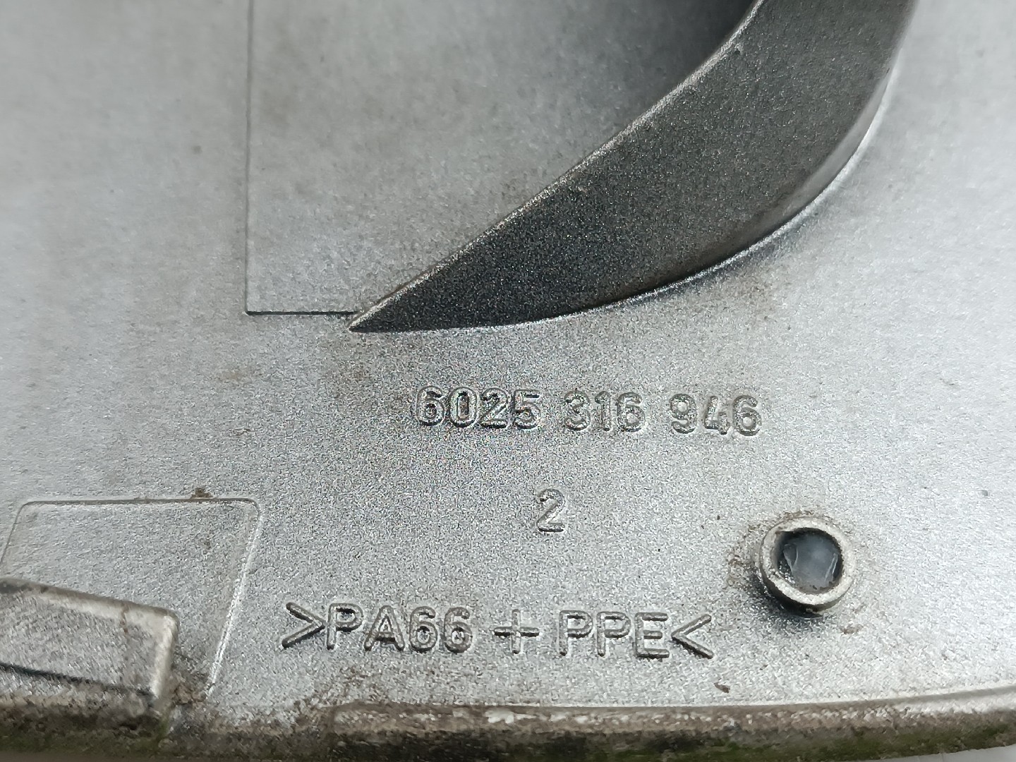 Tampa do deposito de combustível com tampão RENAULT ESPACE III (JE0_) | 96 - 02 Imagem-1