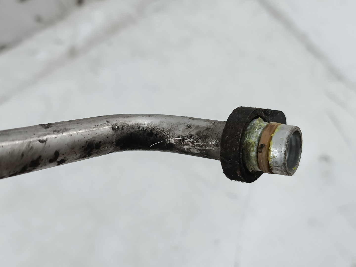 Tubo de Ar condicionado RENAULT LAGUNA II (BG0/1_) | 01 - 07 Imagem-3