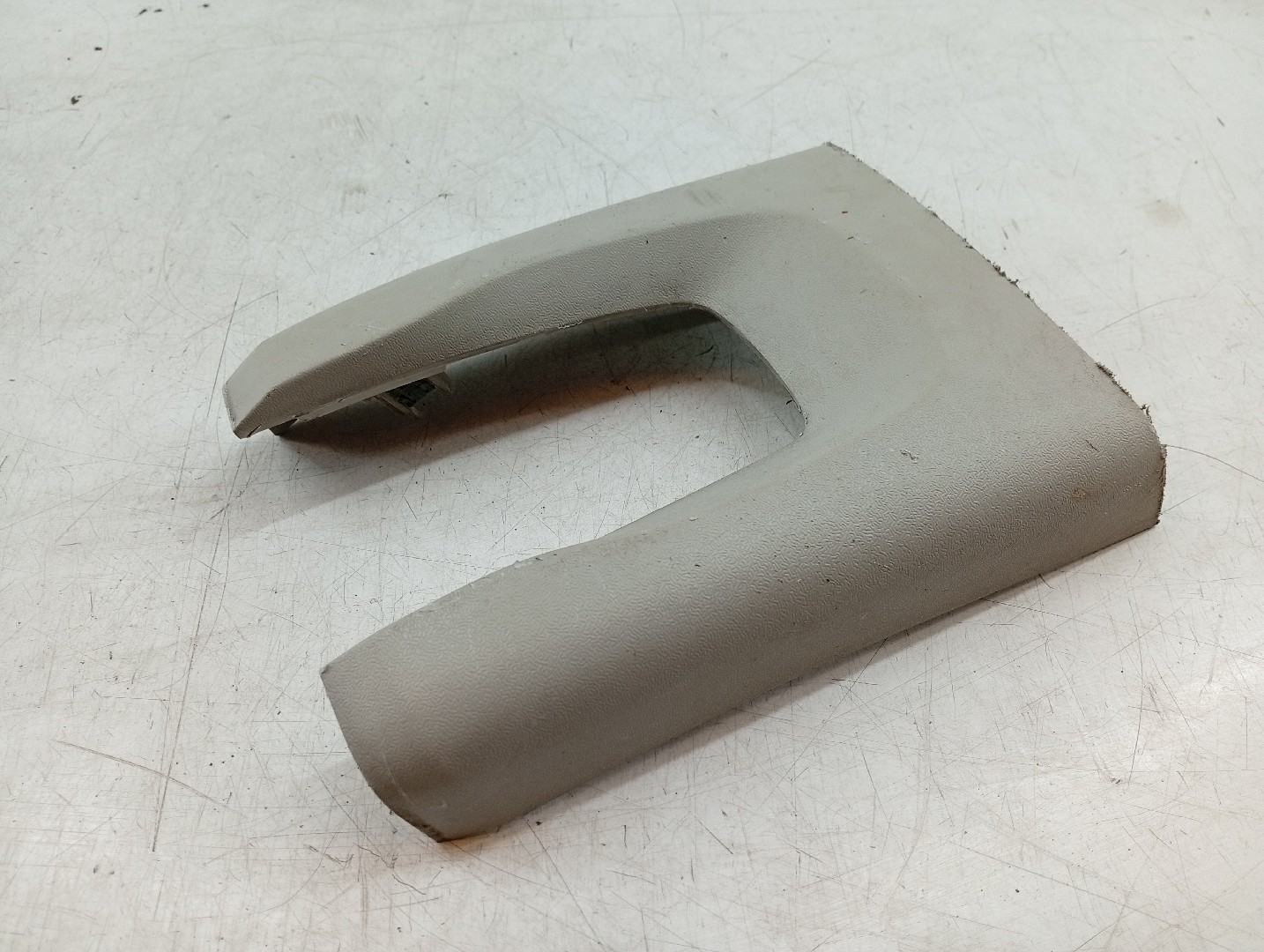 Acabamento de consola central VOLVO V40 Hatchback (525, 526) | 12 -  Imagem-1