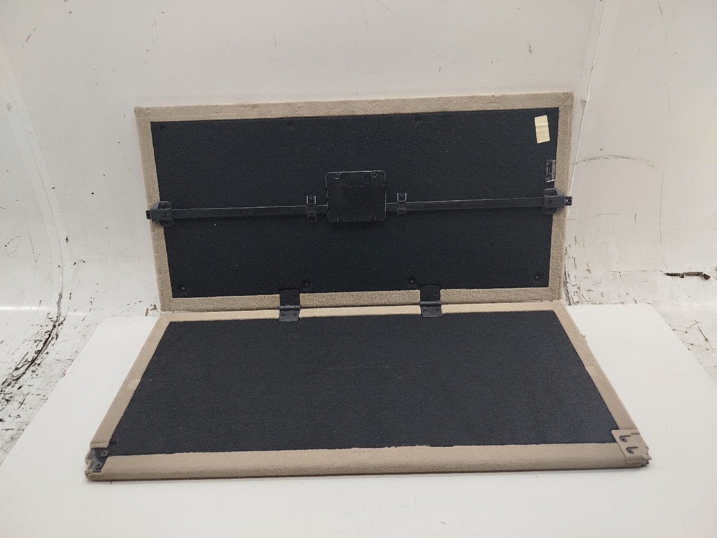 Forra Superior do Fundo de Mala MERCEDES-BENZ E-CLASS (W212) | 09 - 16 Imagem-2