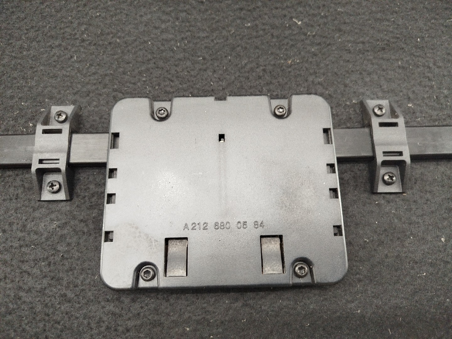 Forra Superior do Fundo de Mala MERCEDES-BENZ E-CLASS (W212) | 09 - 16 Imagem-5