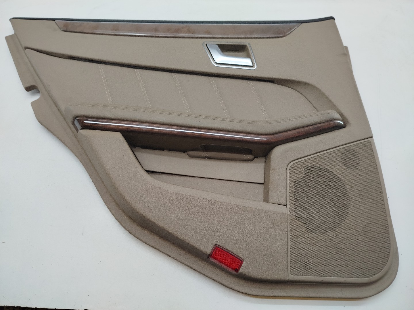 Quartela de porta trás esquerda MERCEDES-BENZ E-CLASS (W212) | 09 - 16