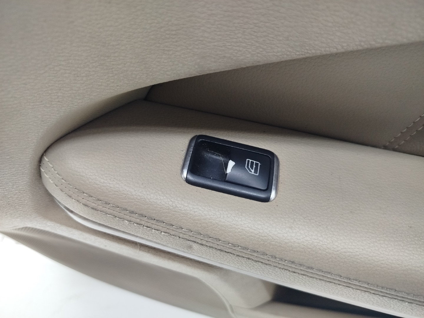 Quartela de porta frente direita MERCEDES-BENZ E-CLASS (W212) | 09 - 16 Imagem-2