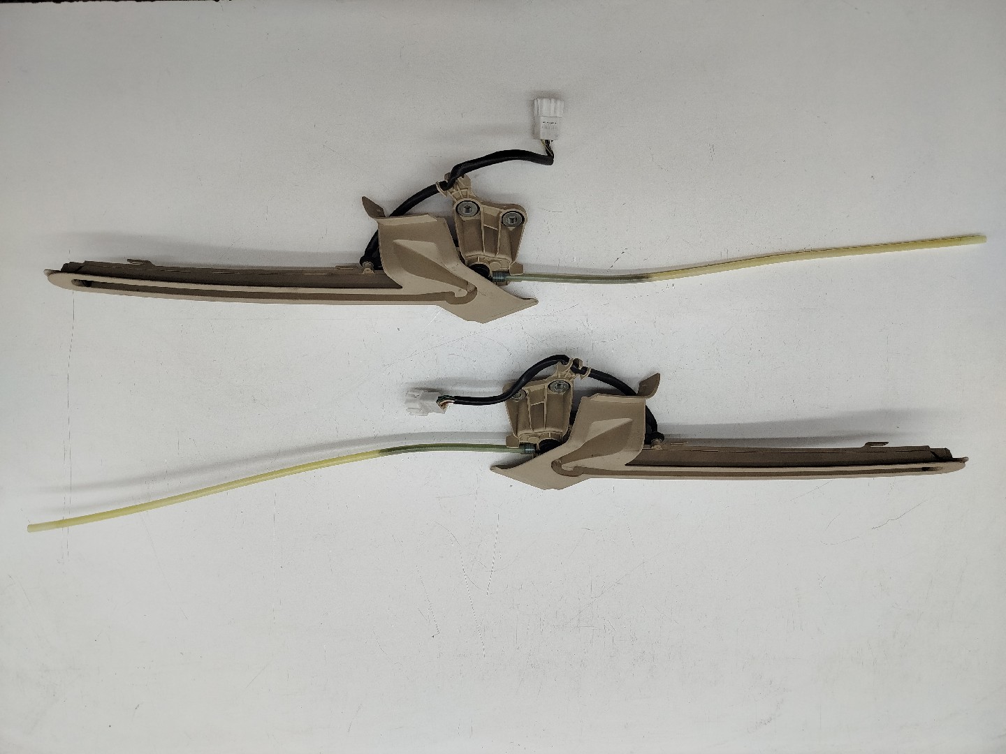 Mecanismo de cortina da mala MERCEDES-BENZ E-CLASS (W212) | 09 - 16