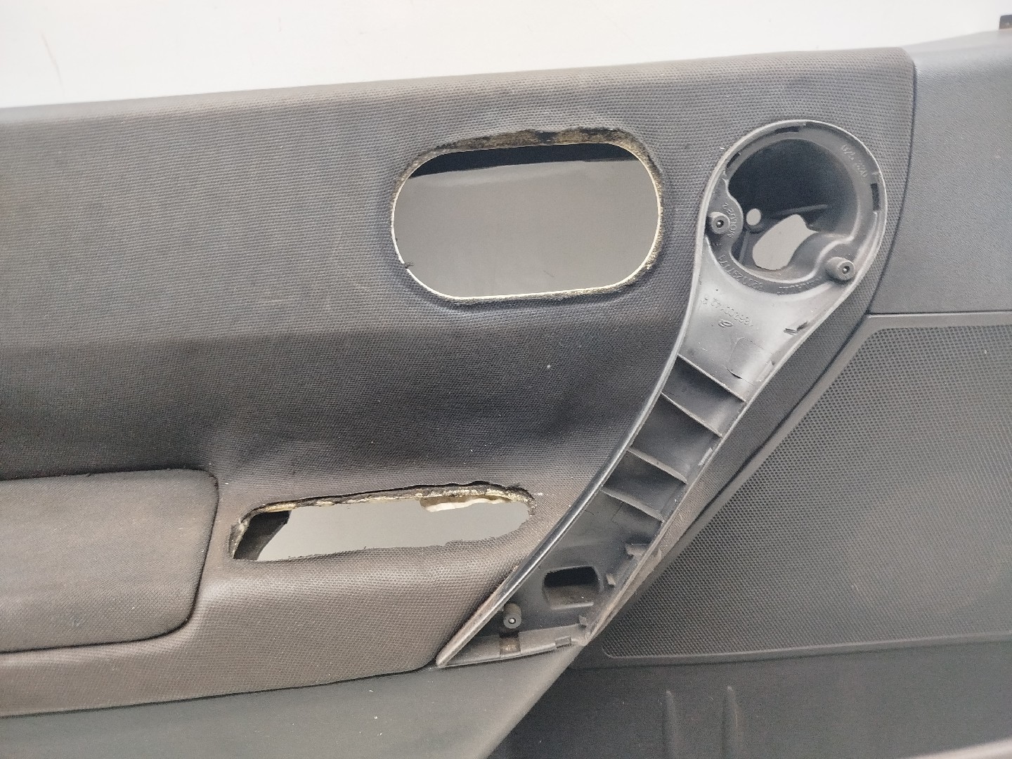 Quartela de porta frente esquerda RENAULT MEGANE II Grandtour (KM0/1_) | 03 - 12 Imagem-1